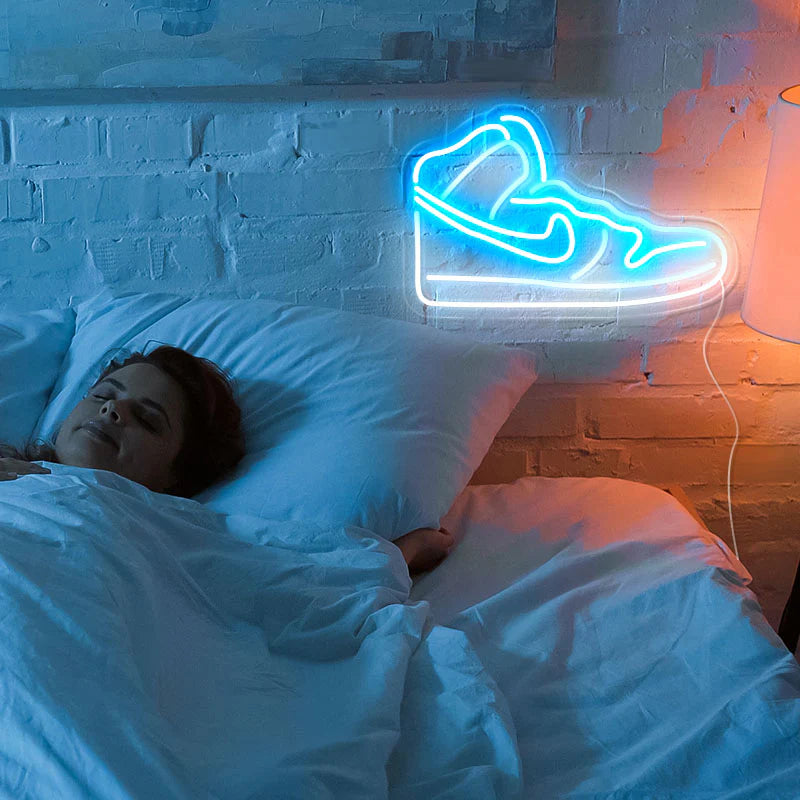 quntis-neon-signs-sneaker-neonschild-40cm-led-gaming-deko-licht image 2